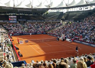 Am Rothenbaum entsteht eine neue Multifunktionsarena Blick in die alte Rothenbaum-Arena. Foto: Jochen Bullerjahn_flickr.com_cc by-nc 2.0
