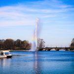 Alsterfontäne auf der Binnenalster in Hamburg