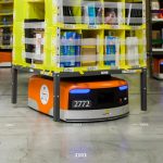 Ein Lager mit künstlicher Intelligenz Amazon-Roboter Kiva
