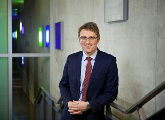 Neuer HAW-Präsident tritt Job an Micha Teuscher Präsident HAW