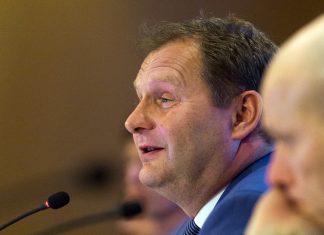 Aktionsplan gegen dicke Luft vorgestellt Umweltsenator Jens Kerstan Luftreinhalteplan