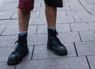 “Ich bin Punk und werfe mit Mülltonnen” Während des G20-Gipfels rechnet die Polizei mit rund 8.000 gewaltbereiten Demonstranten. Foto: Lukas Schepers