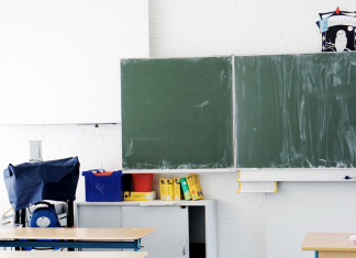 “Eine Tafel ist eine sichere Sache” Schultafel