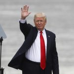 Trump hat jetzt doch ein Zimmer in Hamburg US Präsident Donald Trump wird während des G20-Gipfels doch in Hamburg wohnen. Foto: John Minchillo/AP/dpa