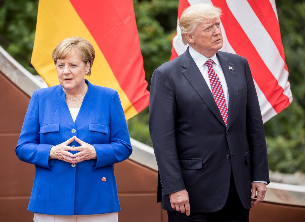 Bundeskanzlerin Angela Merkel und US-Präsident Donald Trump treffen sich bereits am Donnerstagabend im Gästehaus des Senats. Foto: dpa
