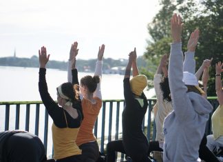 Meditieren gegen den Gipfel Yoga-Gipfel G20 Hamburg