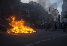 Polizei bittet um Hinweise Nach der Nacht im Schanzenviertel bittet die Polizei um Hinweise.