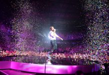 Konfetti fürs Volk Coldplay live beim Global Citizen Festival. Foto: Daniel Reinhardt/dpa