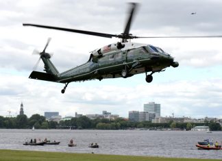 Polizei übt mit US-Hubschraubern Hubschrauber der US-Marine