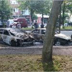 Ausgebrannte Autos auf der Max-Brauer-Allee