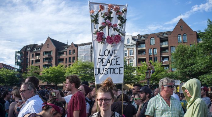 “In der Welt läuft es nicht richtig” "In der Welt läuft es nicht richtig"