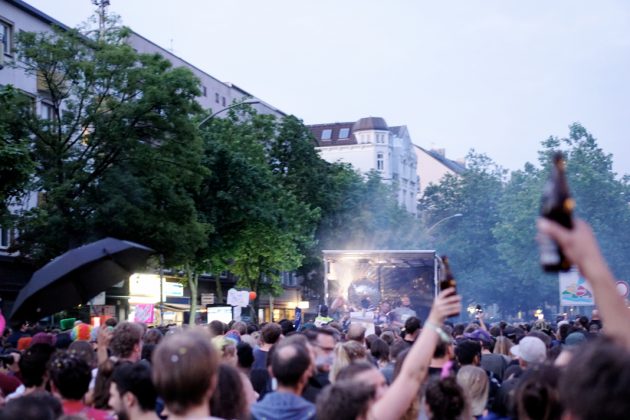 Partyprotest bei "Lieber tanz' ich als G20". Foto: Laura Lagershausen.