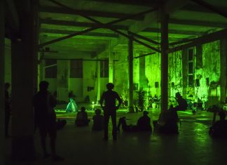 Kunst fürs Kraftwerk: Mit den Ohren erleben Hallo Festspiele im Kraftwerk Bille in Hammerbrook. Foto: Pelle Buys