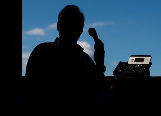 Telefonbetrug: Zahl der Schockanrufe in Hamburg steigt Telefonbetrug Hamburg: Immer mehr Senioren werden Opfer von sogenannten Schockanrufen. Foto: Julian Stratenschulte/dpa