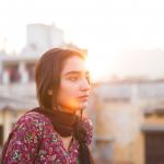 “Wenn du die westliche Welt annimmst, bist du ganz alleine” Maria Mozhdah in "What will people say"