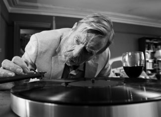 Schonungslose Gesellschaftskritik in 71 Minuten Timothy Spall als Bill in "the Party". Foto: Adventure Pictures Ltd