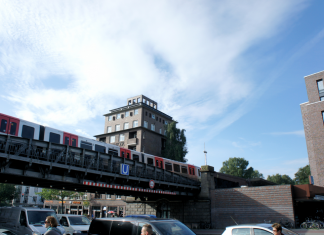 7 Dinge, die nur Fahrgäste der U3 kennen Hamburg Linie U3 typisch Bahnfahrer HVV