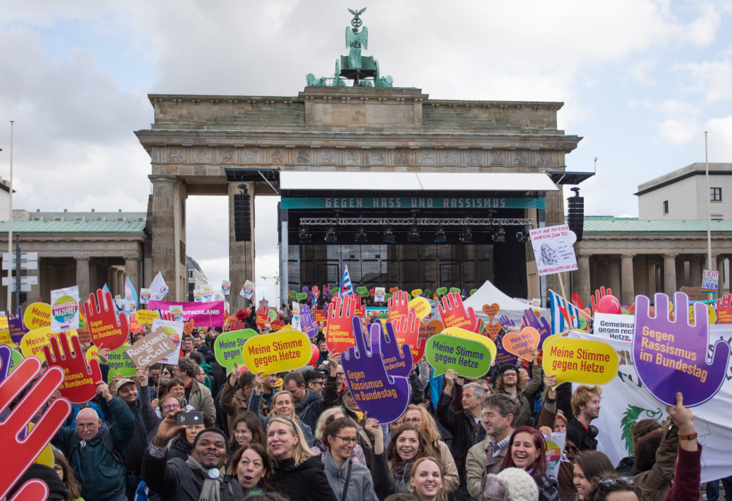 Demonstration am 22.10.2017 gegen Einzug der AfD in den Bundestag. Bild: dpa
