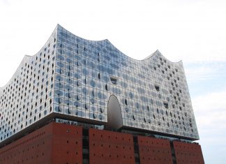 7 Fakten zur Elphi-Plaza