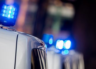 Polizei Hamburg twittert live aus der Einsatzzentrale #12hPEZ Social Media Aktion Polizei Hamburg