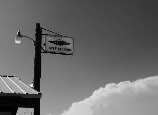 „Wer Angst hat, etwas zu verlieren, ist empfänglich“ Verschwörungstheorien über Ufos existieren schon lange. Bild: mdherren/Piaxabay