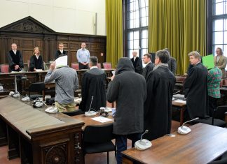 Salafisten vor dem Landgericht Hamburg