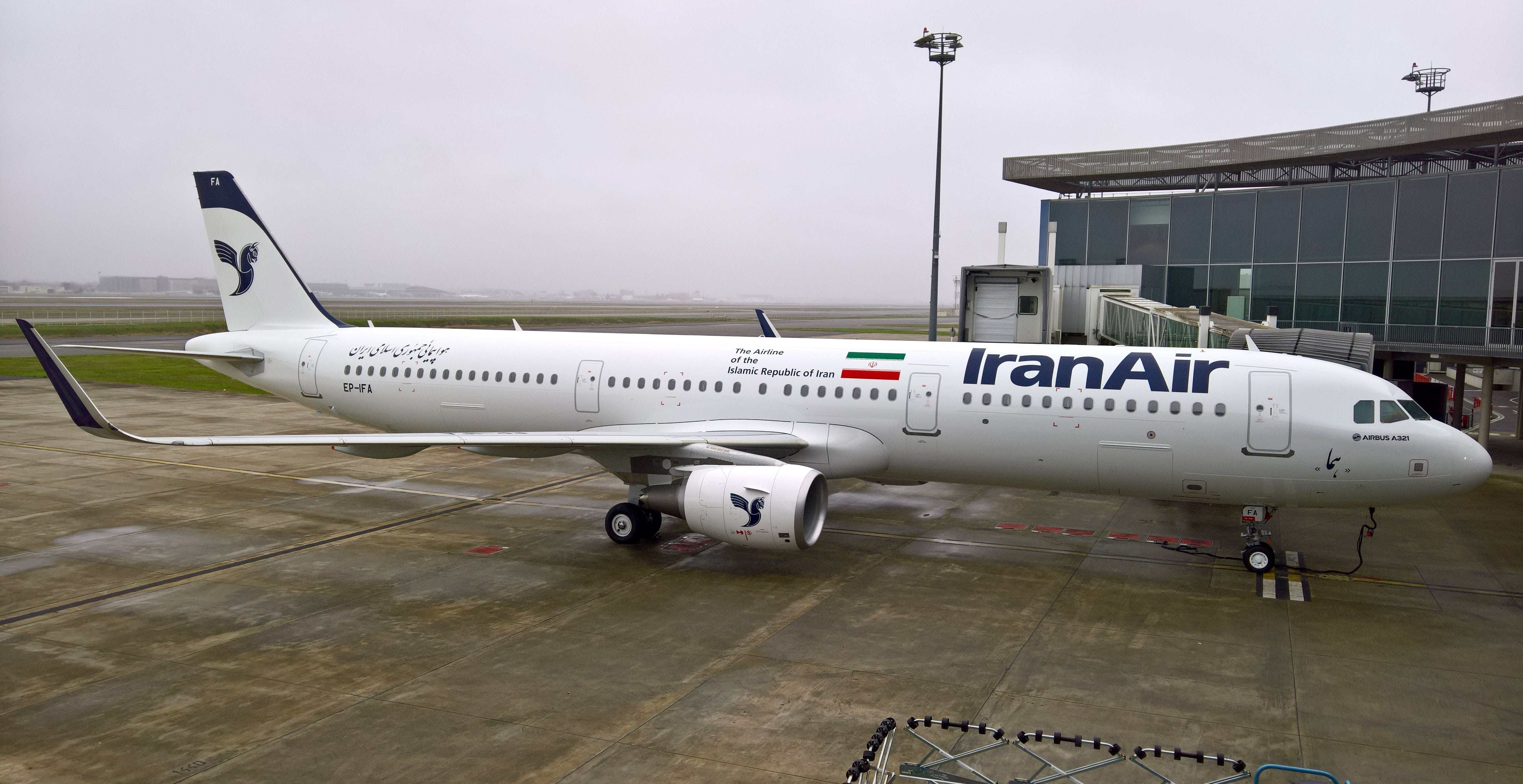 Ein Airbus A321 der iranischen Fluglinie "Iran Air".