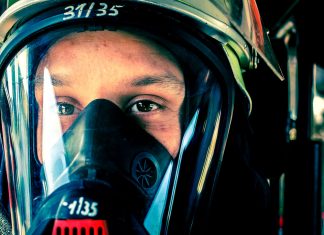 Weniger Fehlalarme, mehr Brände Eine der gefährlichsten Stoffe bei einem Brand ist das austretende Kohlenstoffmonoxid.