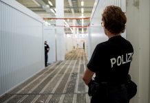 Soko-Chef räumt Fehler ein Gefangenensammelstelle bei G20-Gipfel