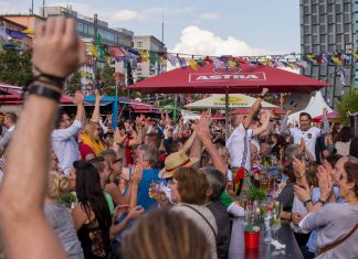 11 Public-Viewing-Orte zur WM Fans feiern auf dem Spielbudenplatz