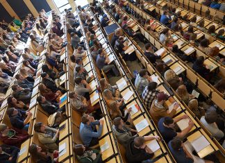 NC-Quote an Hamburger Hochschulen sinkt Die NC-Quote an Hamburger Hochschulen geht zum kommenden Wintersemester zurück.