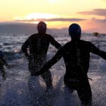 Mitte Juli schwimmen, radeln und laufen wieder Zehntausende Sportler um die Wette. Foto: Hamburg Wasser World Triathlon