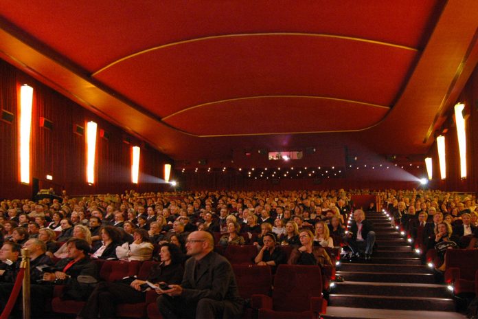 Kinosaal des Cinemaxx Dammtor. Hier sitzen der Filmfest-Profi.