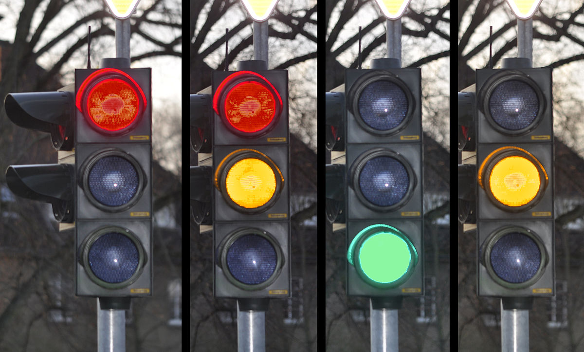 Neue Geschwindigkeits- und Rotlichtüberwachungsanlagen für Hammerbrook. (Ampelblitzer) Foto: Wikimedia Commons