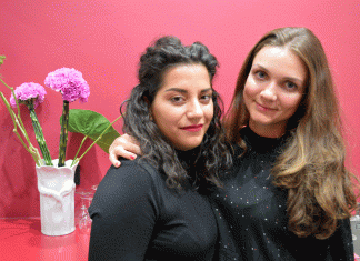 “Still sein ist keine Option mehr für mich” Medya Kofli (31) und Janina Granfar (28) sind für die Heimatfilme mit ihrer Gruppe aus Berlin angereist. Foto: Shahrzad Rahbari