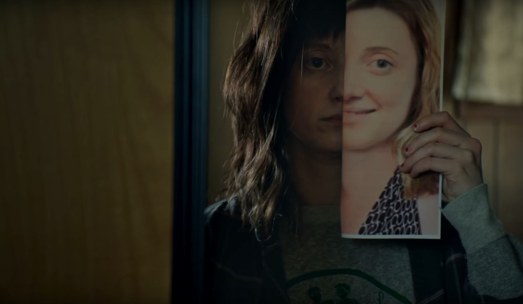 Die Ähnlichkeit zwischen Nancy und der Entführten ist groß. Screenshot: Nancy, 2018