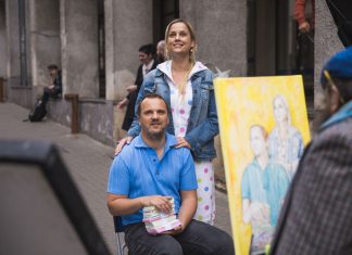 Plötzlich reich auf Litauisch Tadas Vidmantas treibt das Absurde des Reichtums auf die Spitze. Foto: UAB Vabalo Filmai