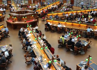 Studie: Studierende zunehmend überfordert Studienbewerber