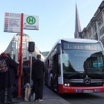 Erster Elektrobus für Hamburg Hamburg hat heute seinen ersten Elektrobus in Empfang genommen. Foto: Hannah Wagner/dpa