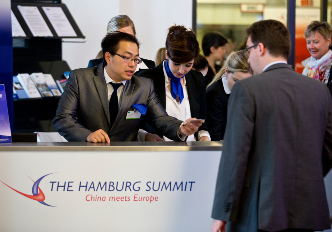 Die achte Konferenz "Hamburg Summit: China meets Europe" findet am 26. und 17.11.2018 in der Hamburger Handelskammer statt. Foto: Christian Charisius/dpa