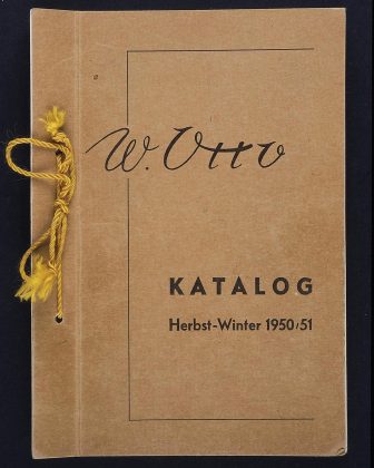 1952 gab es den Katalog schon in Farbe. Foto: Otto GmbH & Co. KG