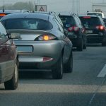 A7: Lamellenbruch sorgt für lange Staus A7: Durch Lamellenbruch kommt es auf der Autobahn zu Verkehrsbehinderungen.