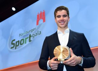 Sportler des Jahres: Johannesen gewinnt Hamburgs Sportler des Jahres Torben Johannesen mit der Medaille.