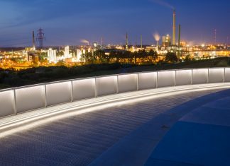 7 Ausflugsziele im Süden Hamburgs Die Aussicht vom Energieberg Georgswerder. Foto: IBA Hamburg GmbH / Johannes Arlt