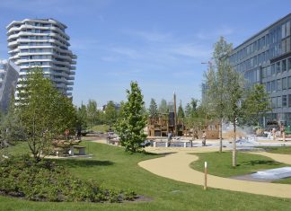 Grün, grün, grün ist alles was ich hab Spielplatz in der HafenCity.