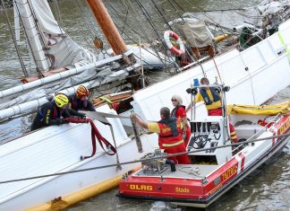 Bergungskonzept nach Kollision auf der Elbe