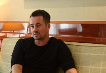 “Da passiert gerade etwas Bedrohliches, ganz öffentlich” Christian Schwochow, Regisseur von Deutschstunde, im Interview mit FINK.HAMBURG.