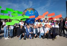 Nur mal kurz die Welt retten