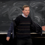 Wissenschaftsbehörde kritisiert Uni-Proteste Bernd Lucke bei Antrittsvorlesung