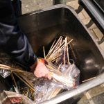 Böllerverbot wird in Hamburg nicht umgesetzt Böllerverbot-Mülltonne-Böller